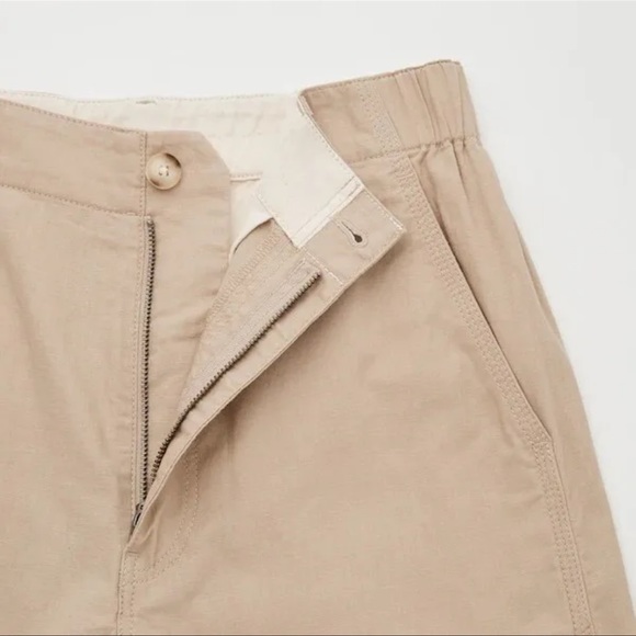 Uniqlo Linen-Cotton Tapered Pants - Picture 2 of 5